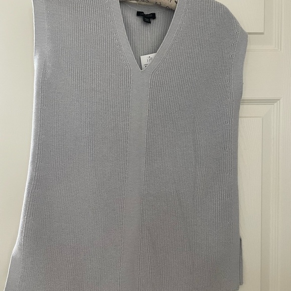 Nee - J Jill ribbed V neck pull over - Picture 4 of 6